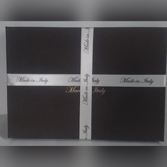 Italian Woollen Treasures Unisex Scarf 100% Cashmere Navy MADE IN ITALY - Picture 2 of 9